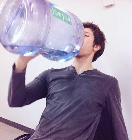 proteinshaykh_'s tweet photo. Me during Iftar http://t.co/PIHrJEojbx