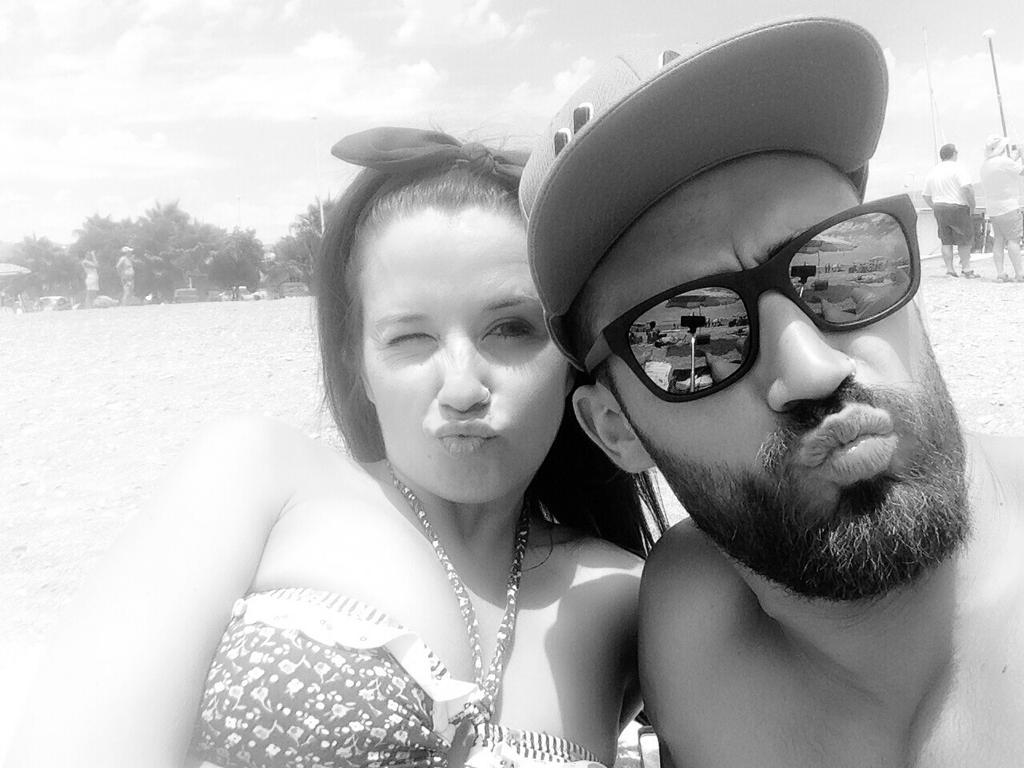 MARIROMANVALERO's tweet photo. Se acaba el finde y cn el mis vacaciones d junio!!😢😢 pero bueno ha sido aprovechado... @bailongo89 #vueltaalarealidad http://t.co/EsrhQB6dK2