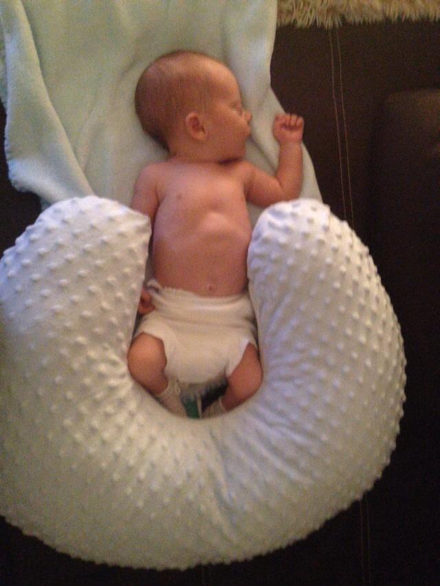 fjavi84's tweet photo. Lindo mi sobrino... Buenas noches ;-) #PAZ http://t.co/BOxRPbnkG9