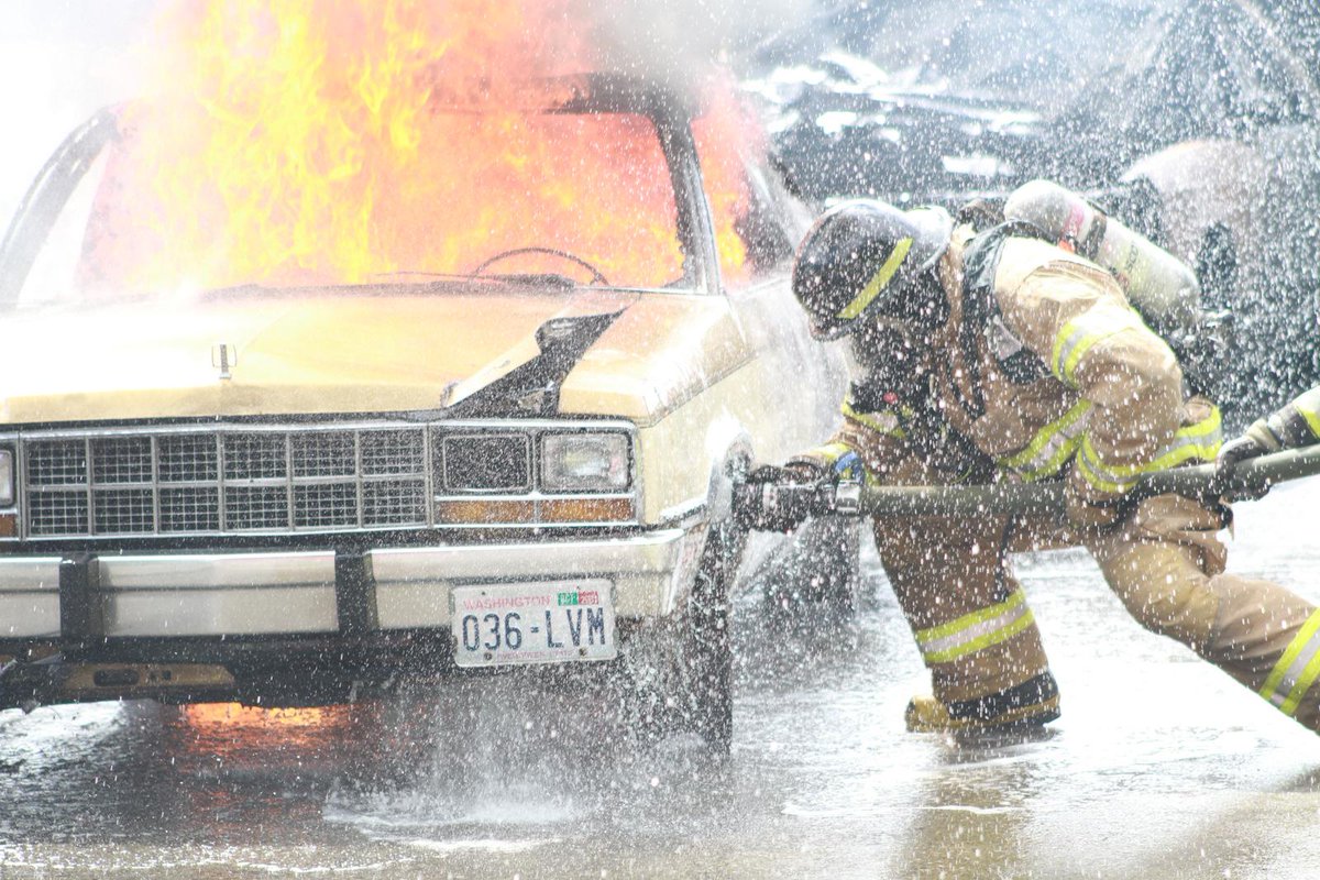 dogmantra's tweet photo. Car fires last week.  Tanker truck fires coming up this week. http://t.co/v5Wv6DeefS