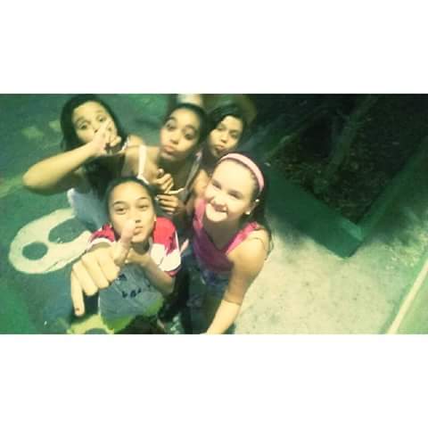 NeimiDrew's tweet image. Amiigoonas .. 💞 Minha caiixinha de segredos 👌❤ Posso confiar em vocês até de olhos fechados .. Minhas irmãs 👌❤🎶