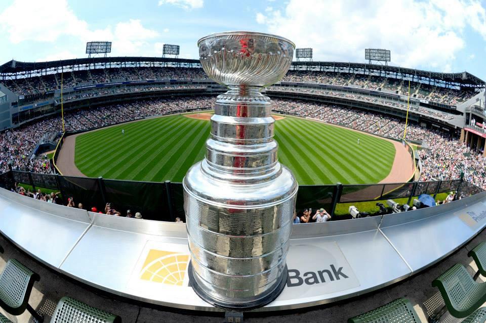whitesox's tweet image. The cup and thousands of its closest friends. #SoxCellfie #CupTracker