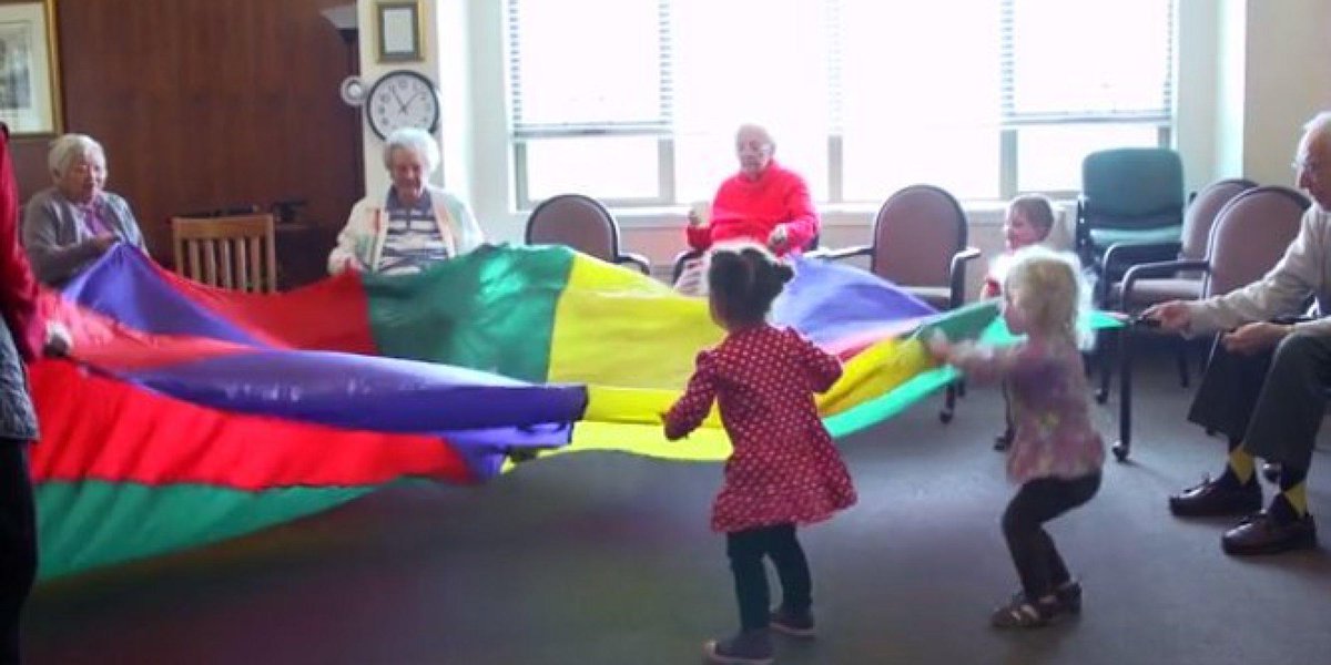HuffPostCanada's tweet photo. When a preschool is located in a nursing home, magic happens http://t.co/0ewIyfbwwt http://t.co/4M94uGcftl