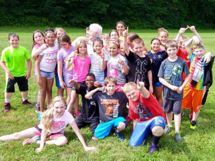 Ladienyte's tweet photo. 5th Grade Tug of War Champions! #NPEFieldDays http://t.co/hDWFfqeq2c