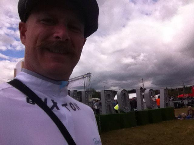 IanClucasbarber's tweet photo. #withyoualltheway @buxtonwater @EroicaBritannia start and finish. Great day. http://t.co/P0k5JFsEXR