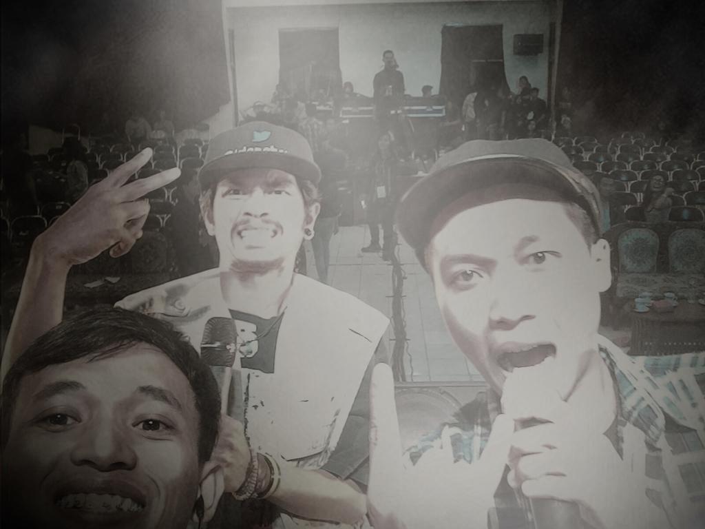 Terima kasih semua yg sudah meramaikan #HariMusikDunia2015 <a href="/sendratasik/">SENDRATASIK UNNES</a> kalian semua luar biasaaaa!!! 😱😄🙌