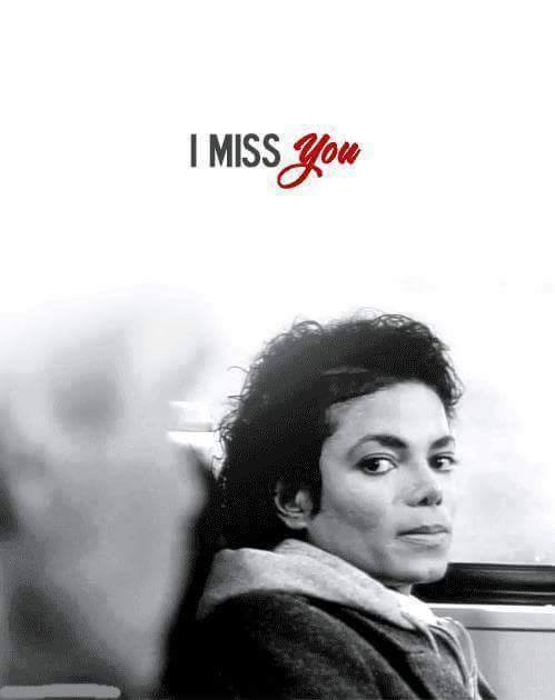 MJJFanss's tweet photo. about 4 days left!
anniversary of michael jackson death!
what will you do in this day ? </3 http://t.co/U0ZHB53slF