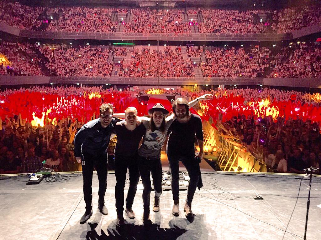 JamesBayMusic's tweet image. Thanks Amsterdam, thanks Cologne and thanks @taylorswift13 for having me along for the ride on the #1989WorldTour x