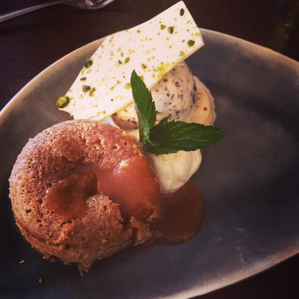 Chocolade smaak explosie dessert! #dessert #texel #uitetenoptexel #smaakexplosie