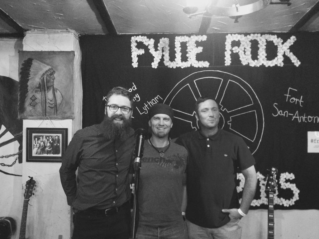 WeAreTroubadour's tweet photo. @frrfest thanks for a great weekend... Nice to play a festival with such good bands😀! http://t.co/UuRg8ExYqs