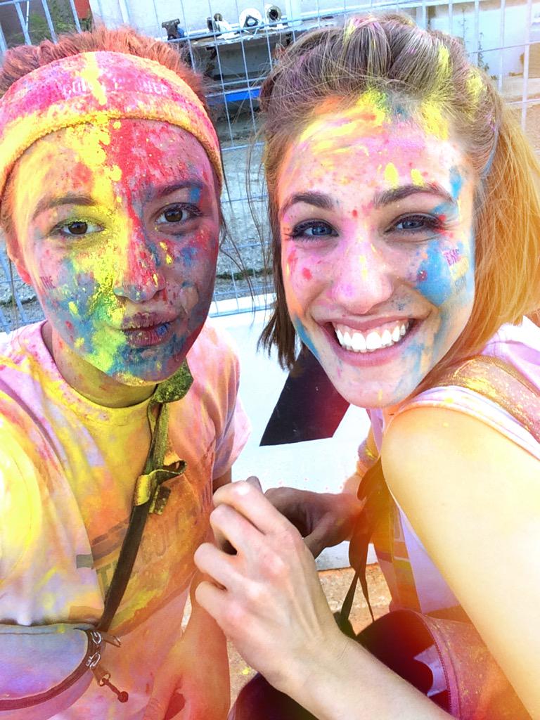 MarSus9's tweet photo. Ieri ne abbiamo fatte e viste di tutti i colori π !! #COLORRUNTRIESTE #ColorRun2015 http://t.co/g5F0MxFcei