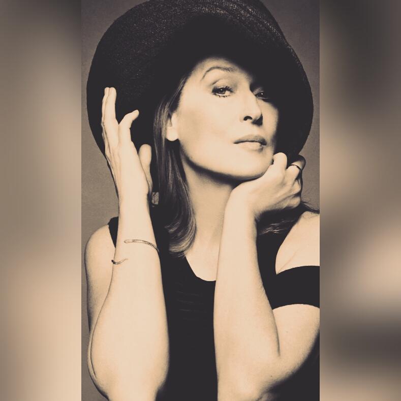 Monday morning & it\s Meryl Streep\s birthday! Happy 66th to one of the few constant women in my life. I U.    