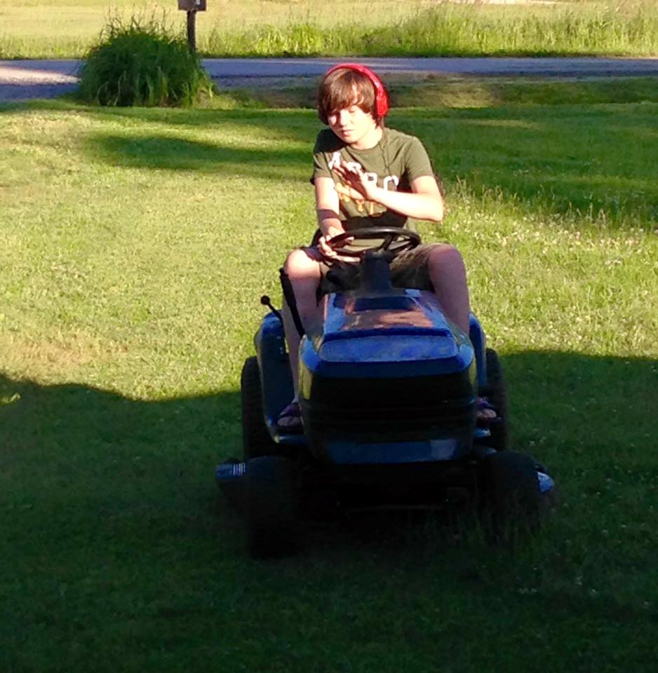 canaanGG's tweet photo. In da whip like... http://t.co/6h7lkunD1E