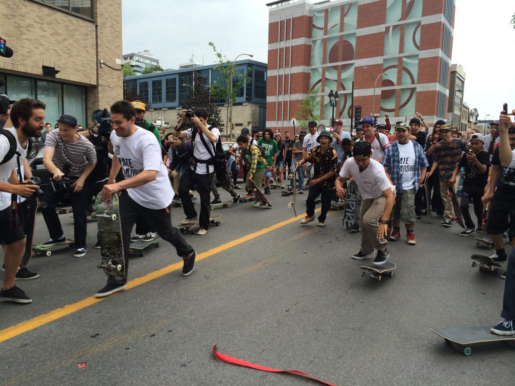 esperanza4hire's tweet image. No more #redtape at Ribbon cutting ceremony 1st #Montreal @GoSktbrdingDay @Skateboard4hope @seazlington #thanksmtl
