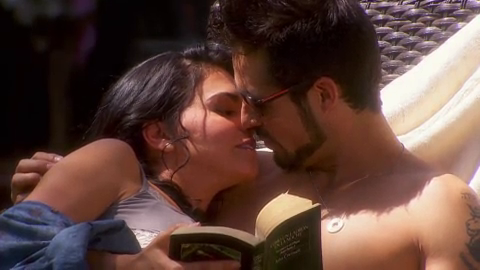 MIVAC_Brigi's tweet photo. Mi escenas favoritas de MIVAC Parte 1 #mivacfinal http://t.co/zFtwh65Fse