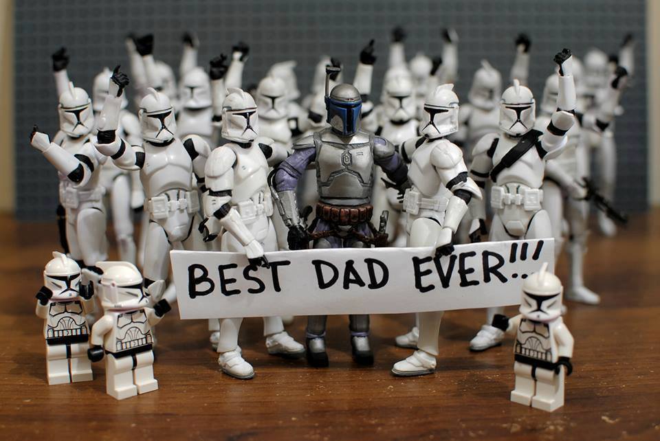 Multiverso2099's tweet photo. El mejor día para #papa  este 2015 #DiaDelPadre #FathersDay #StarWars #CulturaGeek #MULTIVERSO #SeriesDeCulto #Father http://t.co/JyijK33Vk0