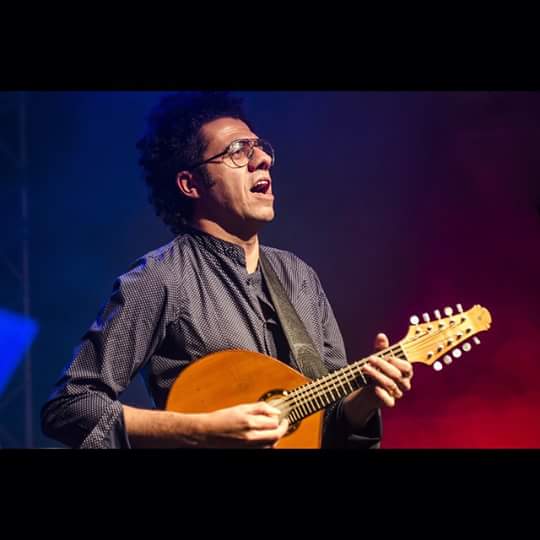 Joaonunezz's tweet photo. #hamiltondeholanda #bailedoalmeidinha foto #gustavootero #circovoador #arpoador http://t.co/go11YZLGqN