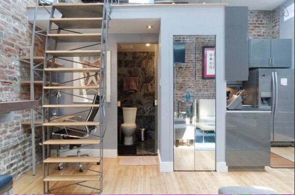 Стрит ритейл в жилых домах москва. Ланит офис. Кладовки в многоквартирных домах. Компания в квартире. Подвалы жилых домов.