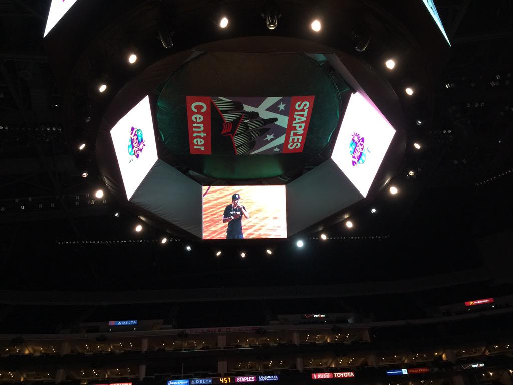 DanielLonen's tweet photo. It's goin down today in Staples Center #UnifyLA http://t.co/NxMa8WR19f