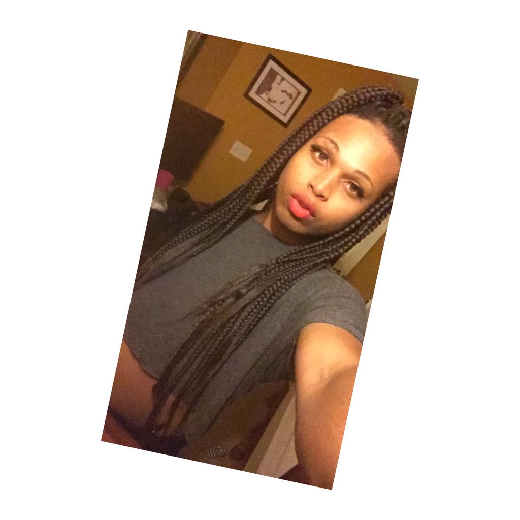 queenc___ tweet picture