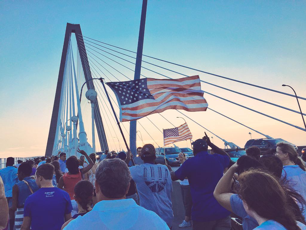 carlyjopeterson's tweet image. USA #oneheart #onelove #CharlestonUnityChain