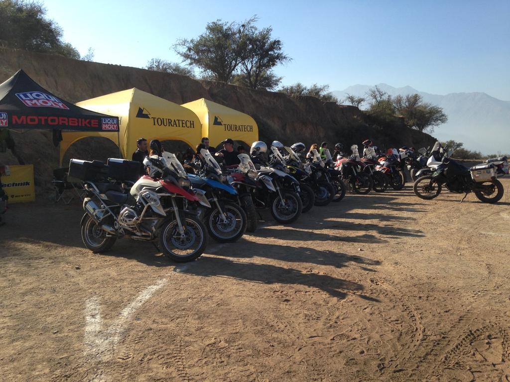 mototematicos_'s tweet photo. En Momentos, ya comienza en un nuevo capítulo de Mototematicos. Clases Off Road @Mototechnik  @TOURATECH @canal_CDO http://t.co/mSpRPkNyND