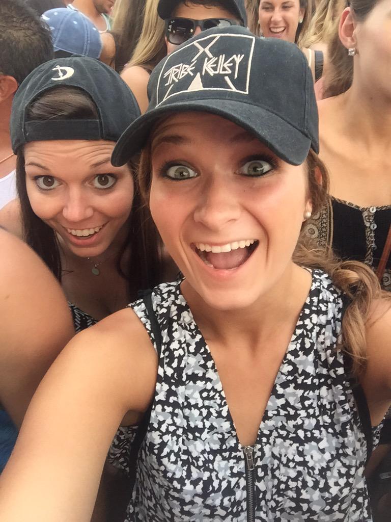 cargon10's tweet photo. FGL round 7 lets goooo #tribevibez #lakeshake #BKalltheway http://t.co/xfRKnYRQ2J