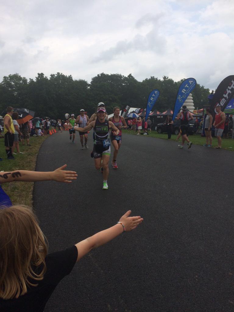 BillDicke's tweet photo. @BostonJulie11 hits the road #70.3 #sticktotheplan #syracuse703 http://t.co/SJzfolVfFx