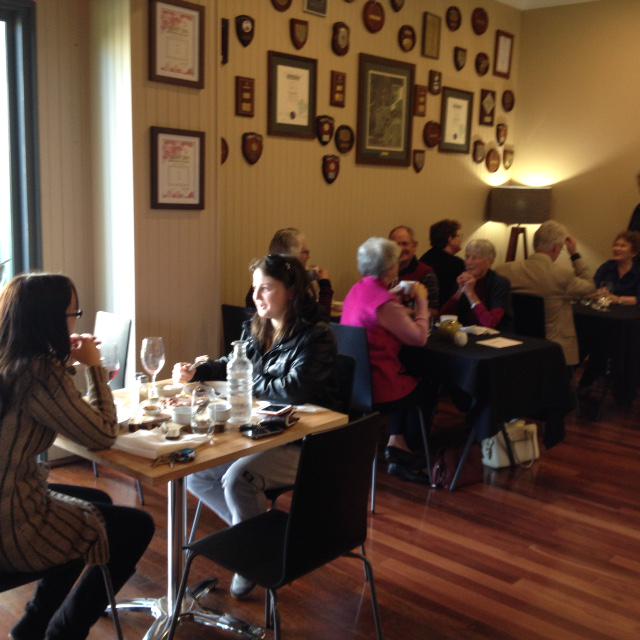 Full house <a href="/PlantagenetWine/">Plantagenet Wines</a>'s THE SHED cafe this weekend! Lunch, wine, warm fireplace, friends and fantastic staff!