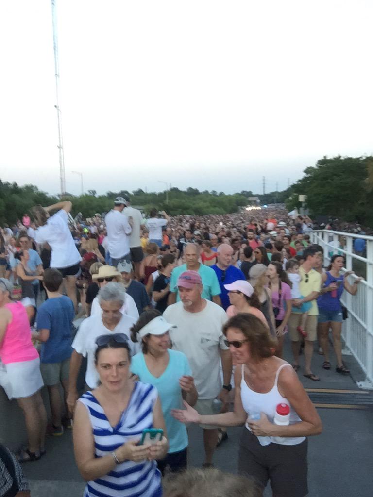 FOX24Charleston's tweet image. #CharlestonUnited #CharlestonUnityChain #chsnews