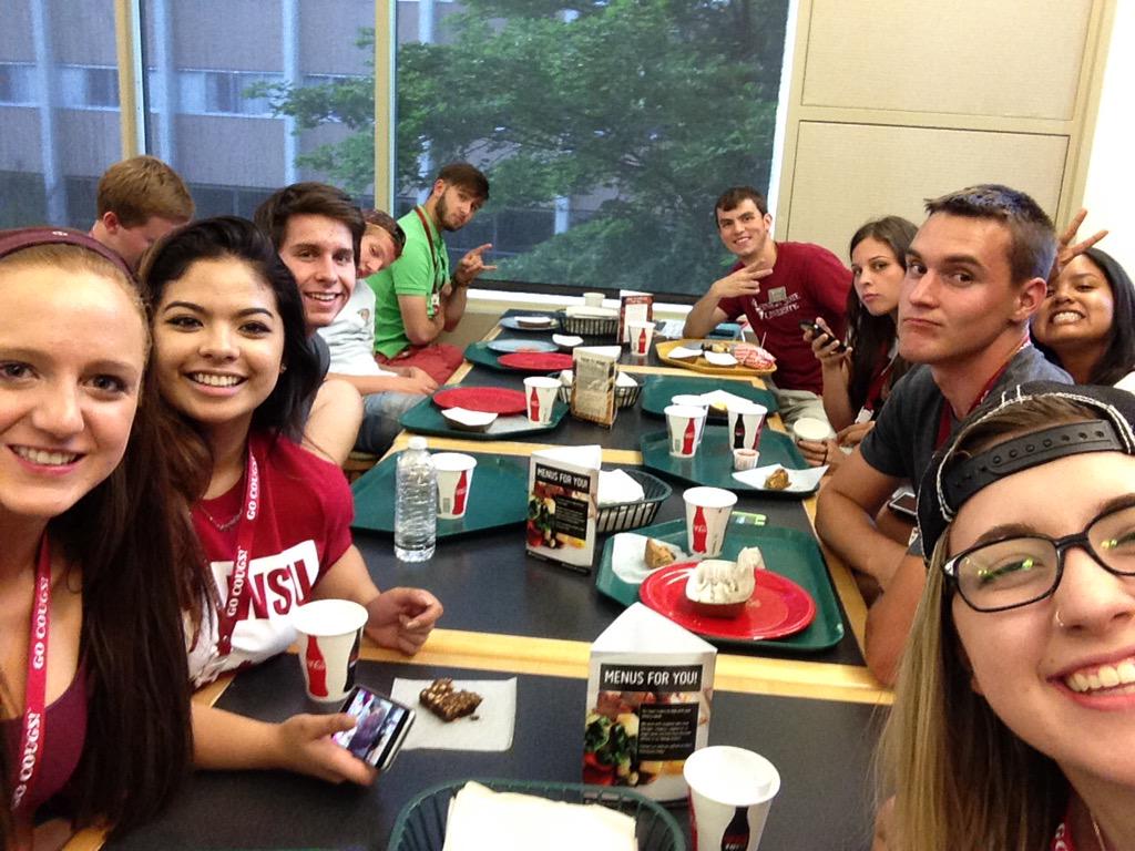 Emmydear5's tweet photo. Dinner with the group! #OCTim #Alive2015 #OGTim http://t.co/FbuF17YYC0