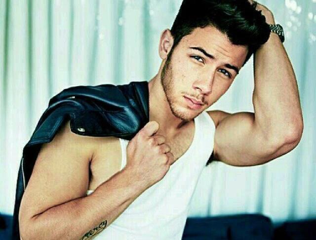 Man Candy tweet media