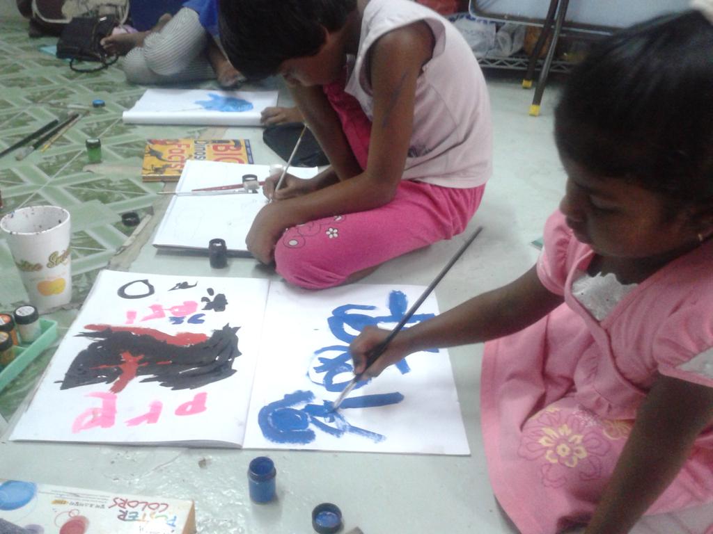 TCSHRotaract's tweet image. Painting at Stepping Stones!