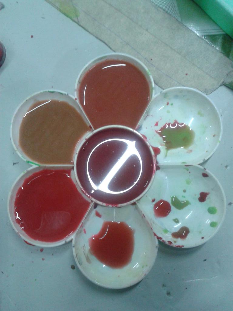 TCSHRotaract's tweet image. Painting at Stepping Stones!