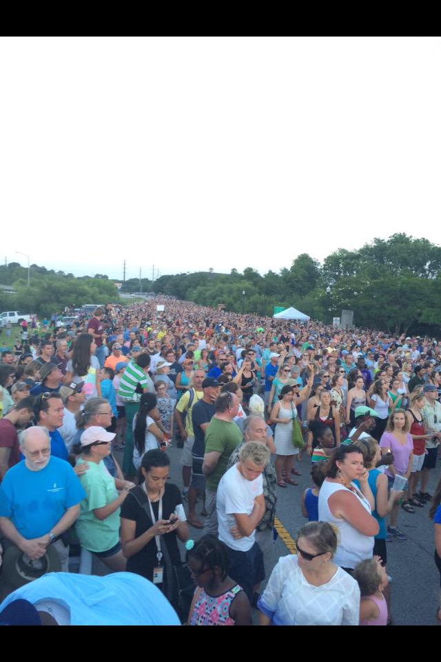 CntStopLanorris's tweet image. Love the people and the city of Charleston. #CharlestonUnityChain #CharlestonStrong