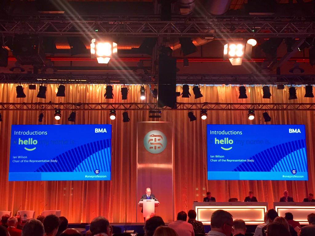 DrFJameel's tweet image. #ARMlive kicks off with #hellomynameis @docian #oneprofession