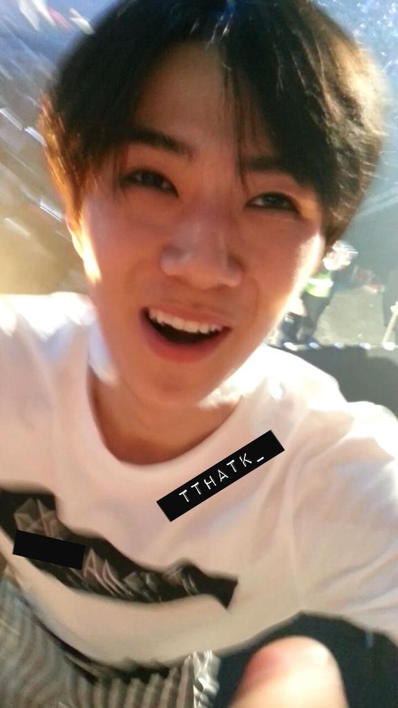 nitalalala_'s tweet photo. Closed up ไปอีกกก หลงรักรอยยิ้มของคนชื่อโอเซฮุนมากกก จะน่ารักไปไหนนน ฮรือออออ TT TT  #ทีมเซฮุน #exoluxioninbkk http://t.co/MCa5oIGpKk