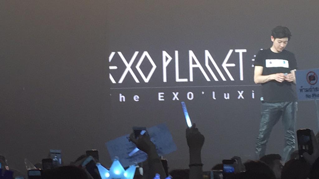genesiscyeol_'s tweet photo. :) http://t.co/KAAvMRG61D