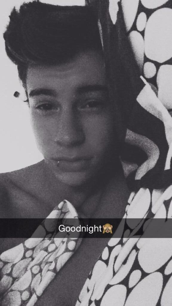 Night🙊