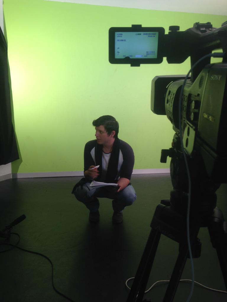 jeandred2's tweet photo. Hard at work shooting the @museMoments! #WeAreFolk woth @LJayZulu http://t.co/gBVTjtSzp4
