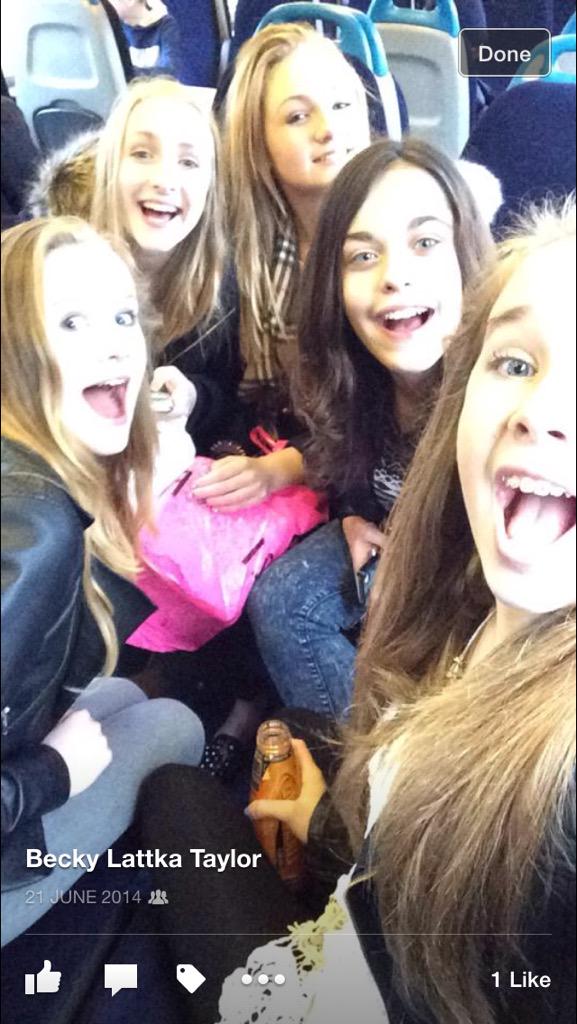 beckytaylor38's tweet photo. Love when I get this as a memory on facebook #hellobraces @luuccym @lucy_eddie @georgiamearnsx http://t.co/wYdluRVdzO