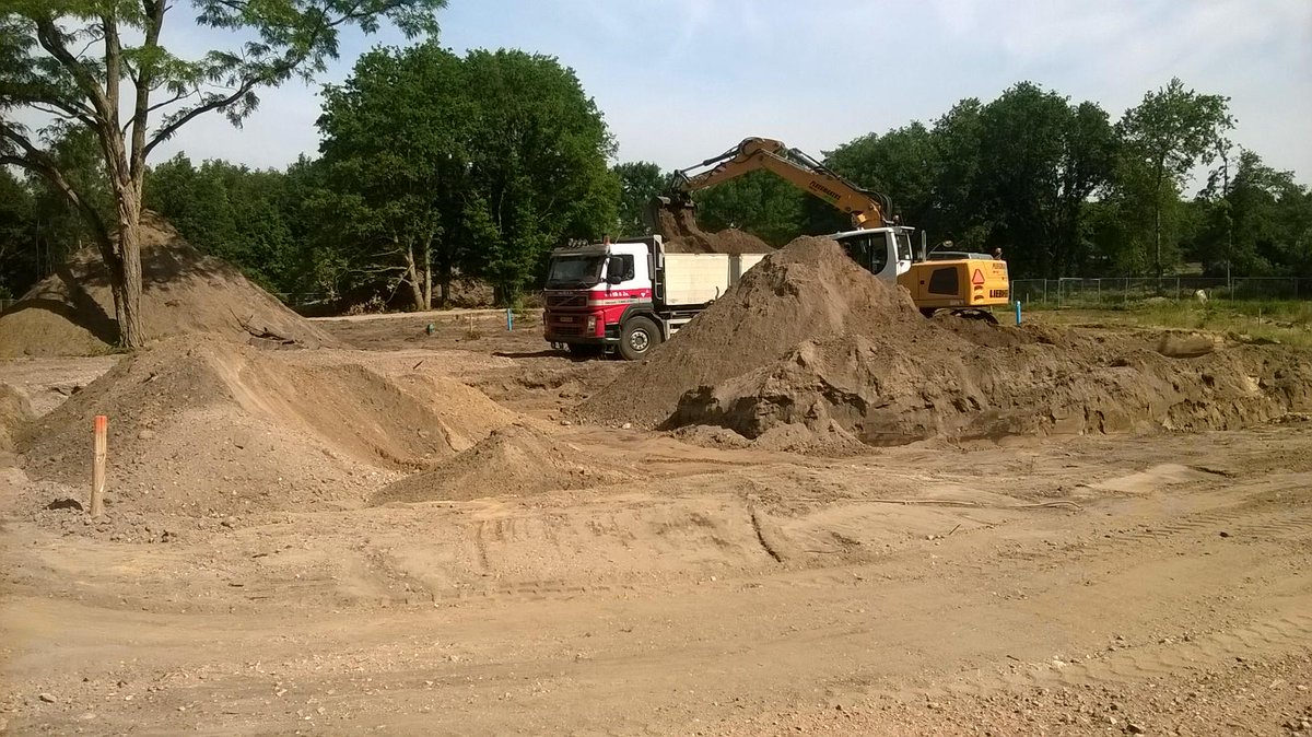 Grondwerk 44 wooneenheden Zeer Beschermd Wonen + dagbesteding in #Ottersum is gestart <a href="/stDichterbij/">Stichting Dichterbij</a>