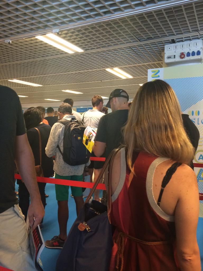 AbiMorrish's tweet image. Queuing up to get smarts! #delegatepass #CannesLions #mecatcannes #emoticannes @MECideas