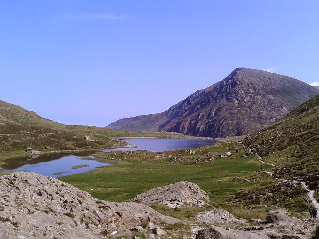 hinturlander's tweet photo. After a stint in the #LakeDistrict we are back in #NorthWales #Snowdonia working with 'disadvantaged #youth' again http://t.co/FbLc7WU8nC