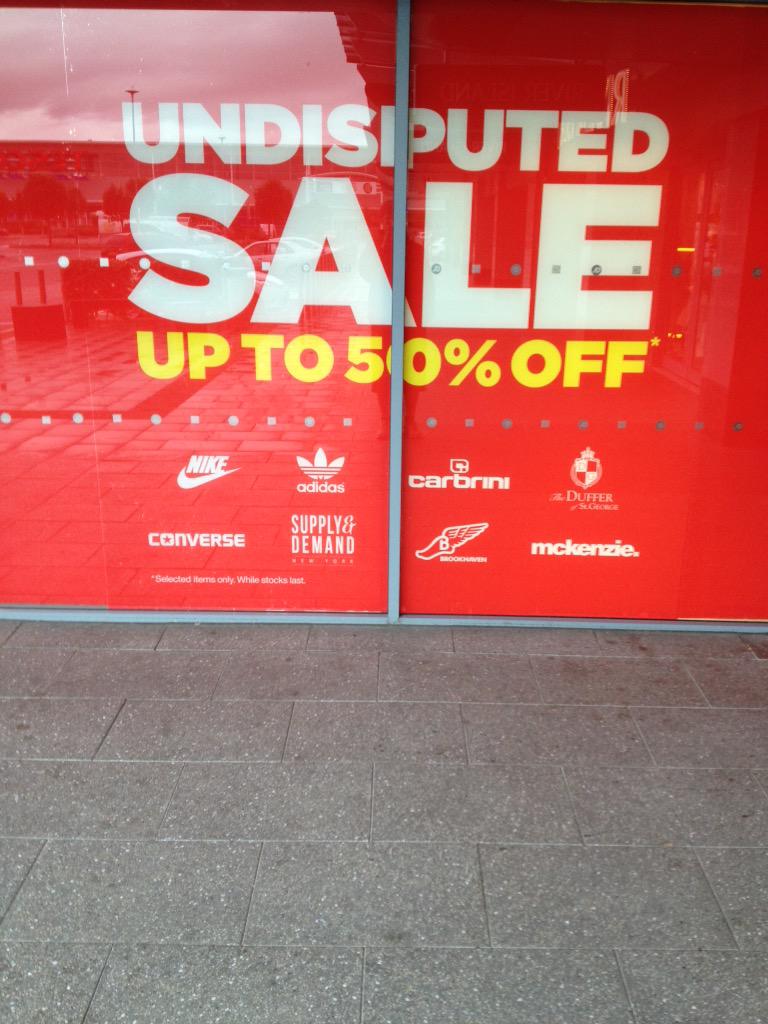 PoetPedro's tweet photo. Tempted to go in and dispute this... #meaninglesspromises http://t.co/d9yQBaFiG4