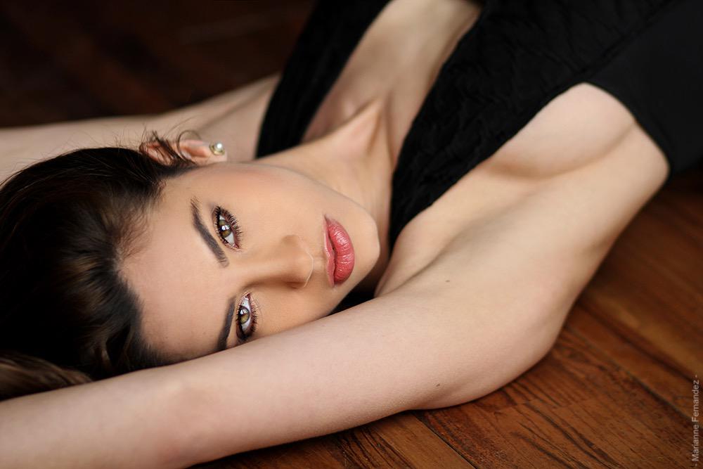 modelsmel's tweet photo. New shoot in my book ... #goodday 📷 http://t.co/O3dcqz2R9y