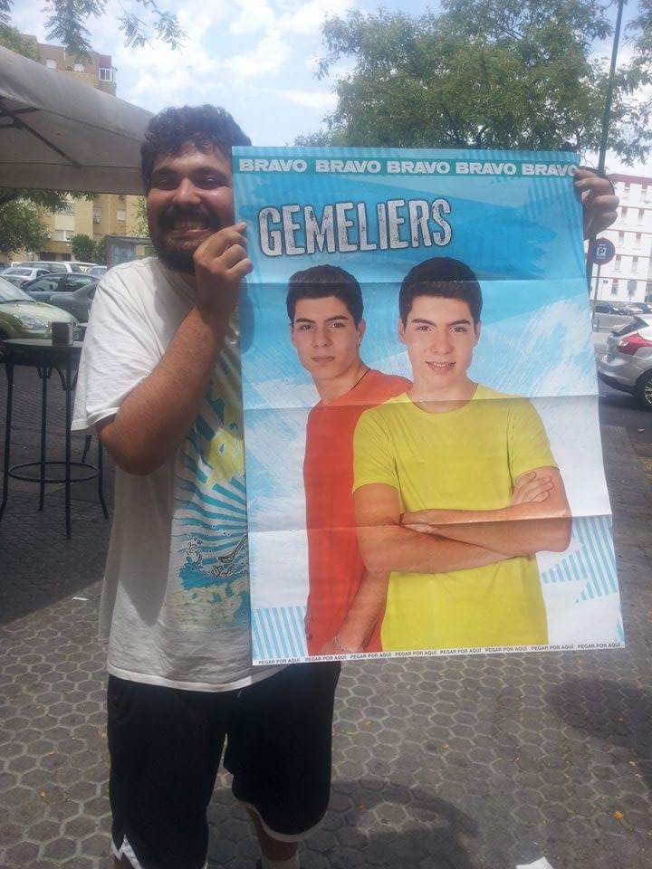 Debada_ tweet picture