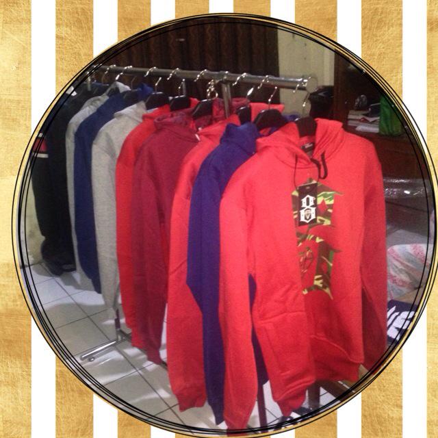 Pasar Andir Lt.2 Blok J-70 : GLOSIR &amp; ECERAN  KAOS, JAKET, SWEATER HOODIE, Telp. 0818149888 Pin BB. 52476921