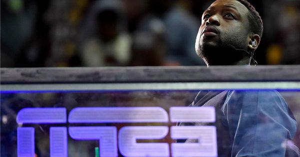 0l1l2's tweet image. Dwyane #Wade #rumored #to #have #mutual #interest #in #Lakers, #also #linked #to #Cavs… dlvr.it/BHkPgg |P2