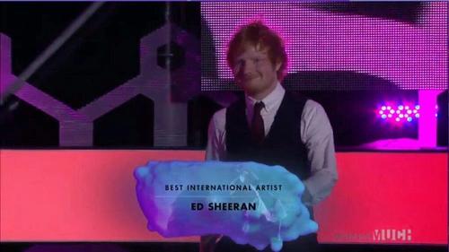 picsheeran's tweet photo. SO PROUD
#EdForMMVA 💘✌ http://t.co/4ahJfvTyMV